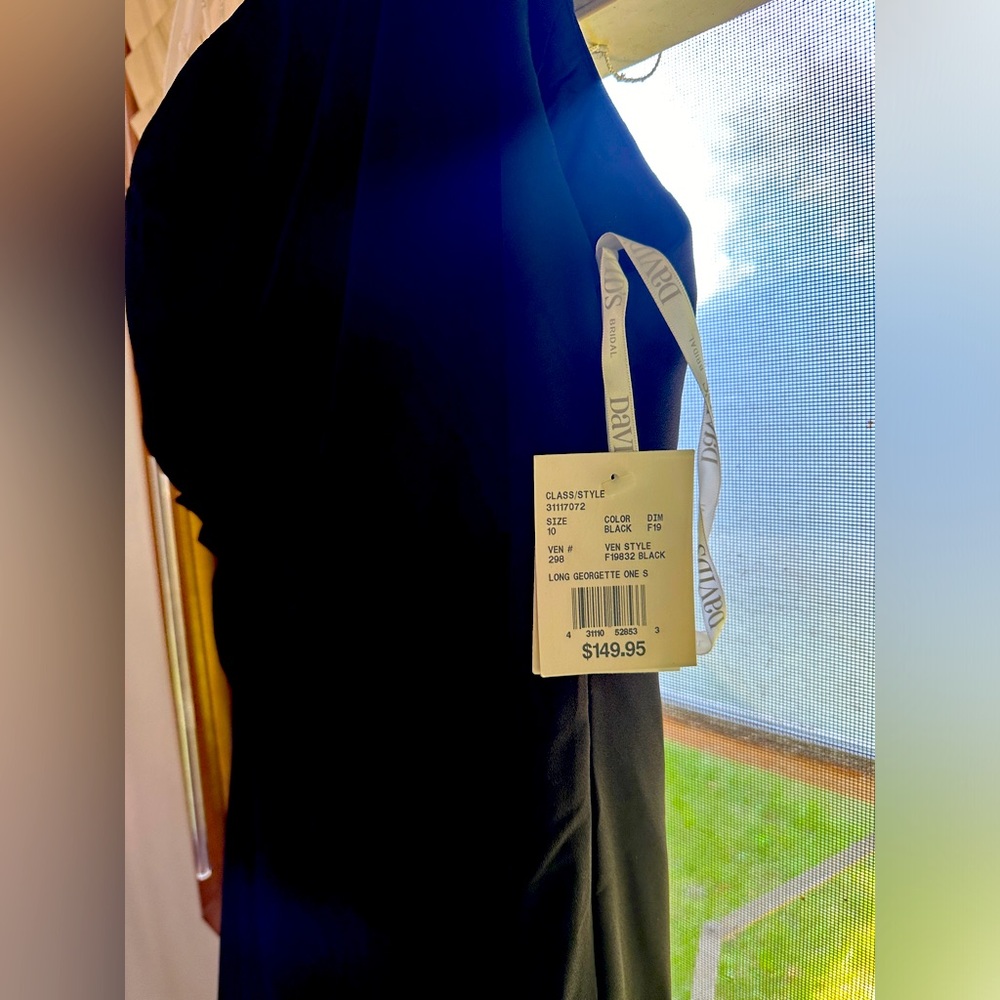 Brides maid dress/ prom dress! So much potential! Never worn. Size 10.